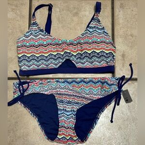 Mossimo swim bikini 2 piece set top and bottom - large